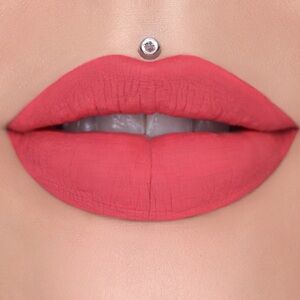 Jeffree Star Cosmetics Velour Liquid Lipstick- Clown Blood